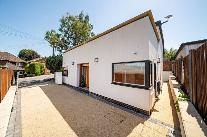 3 Bedroom Detached House For Sale In Grays Way, Canterbury, Kent, CT1