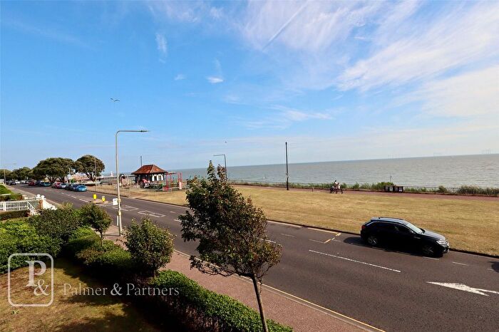 2 Bedroom Flat For Sale In Nelson Road, Clacton-On-Sea, Essex, CO15