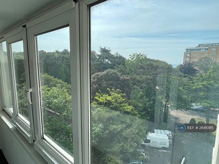 2 Bedroom Flat To Rent In Colman Court, Bournemouth, BH1