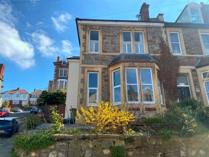 2 Bedroom Flat To Rent In Cotham Vale, Cotham, Bristol, BS6