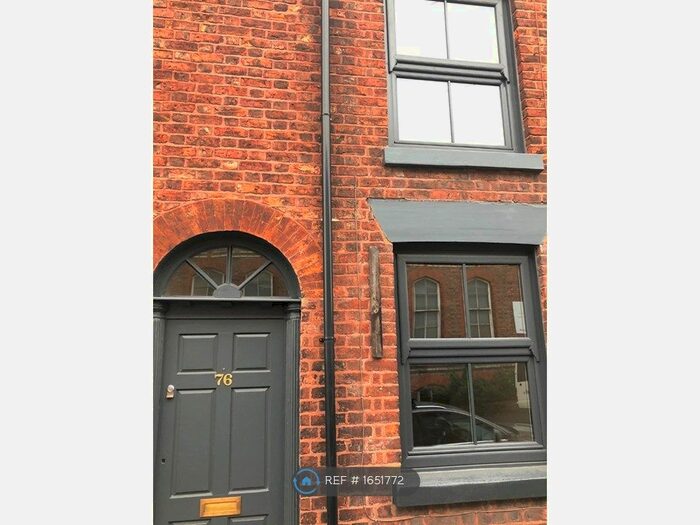 2 Bedroom Terraced House To Rent In Brook Street, Macclesfield, SK11