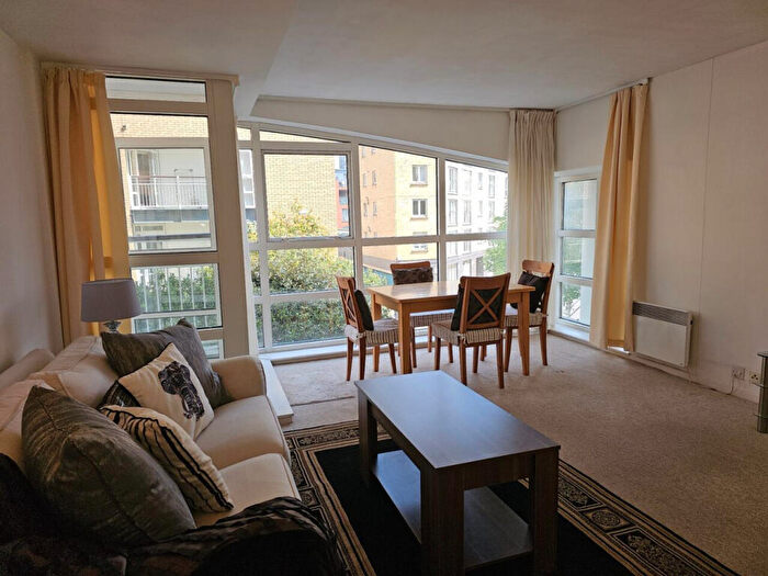 2 Bedroom Apartment To Rent In Anchorage Point, Cuba Street, London, E14