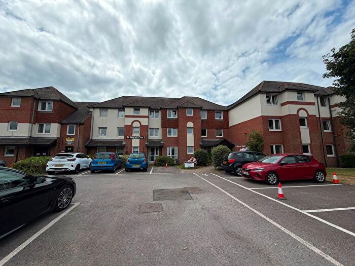 2 Bedroom Flat For Sale In Flat St Marys Court, Belle Vue Road, Bournemouth, Dorset, BH6