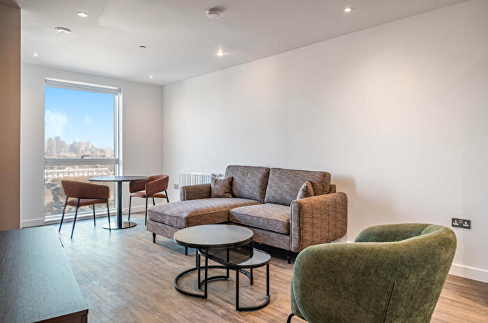 1 Bedroom Apartment To Rent In Thurlow Street, London, SE17