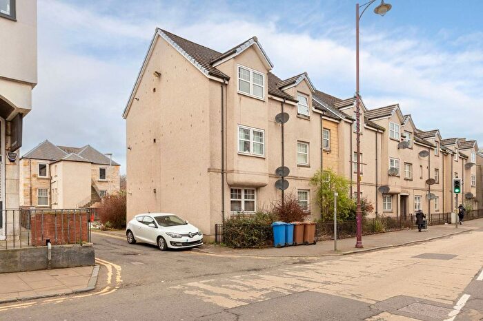 2 Bedroom Flat For Sale In High Street, Cowdenbeath, Fife, KY4