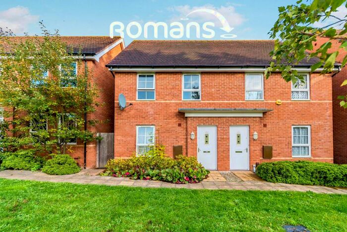 3 Bedroom Semi-Detached House To Rent In Cardinal Place, Southampton, SO16