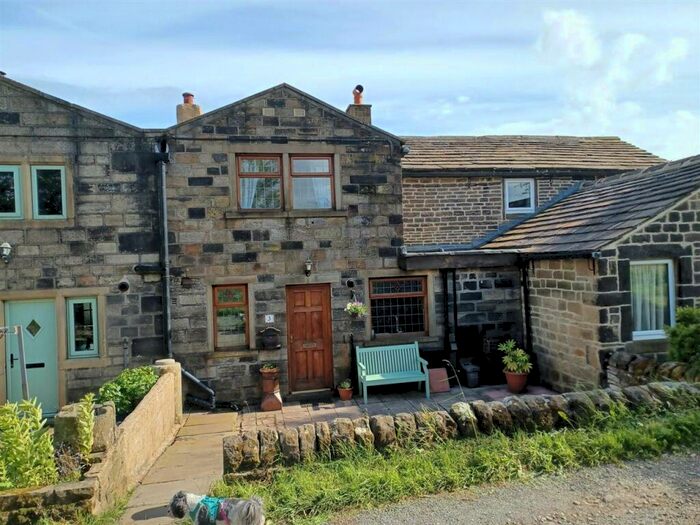 2 Bedroom Cottage For Sale In Popples Side, Slack Top, Hebden Bridge, HX7