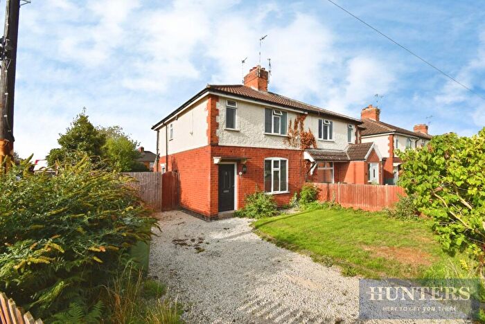 2 Bedroom Semi-Detached House For Sale In Northfield Avenue, Wigston, LE18