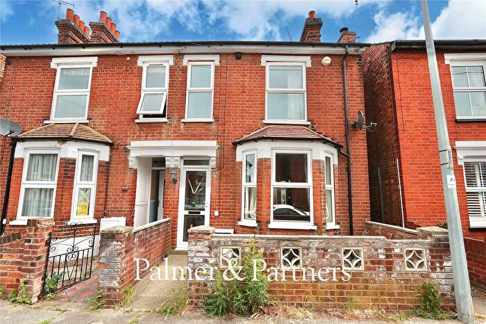 3 Bedroom Semi-Detached House For Sale In Melville Road, Ipswich, Suffolk, IP4