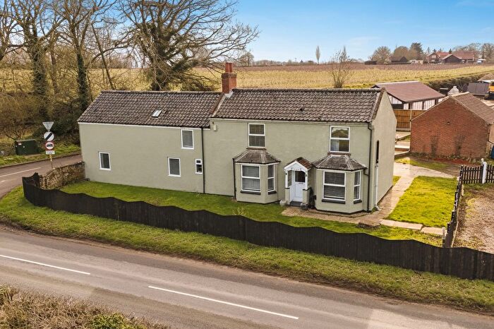 5 Bedroom Detached House For Sale In Kirby Road, Kirby Bedon, Norwich, NR14