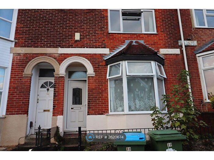 5 Bedroom Terraced House To Rent In Forster Road, Southampton, SO14