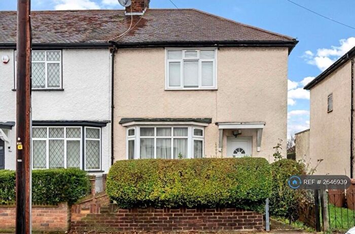 3 Bedroom End Of Terrace House To Rent In Waite Davies Road, London, SE12
