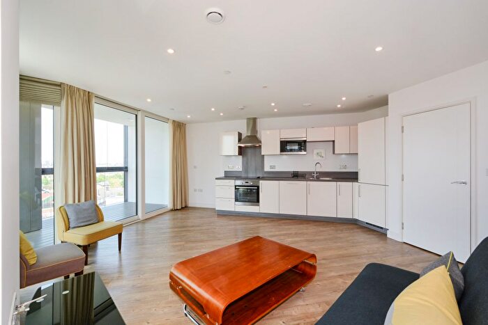 1 Bedroom Flat To Rent In Ontario Point, Maple Quays, SE16