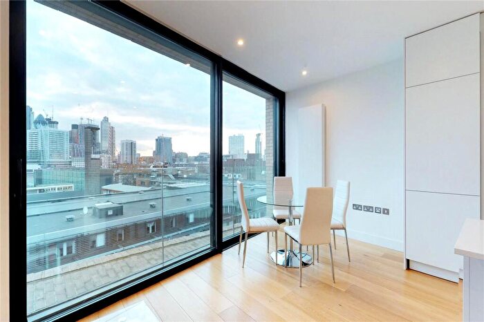 2 Bedroom Flat To Rent In Plumbers Row, Whitechapel, E1
