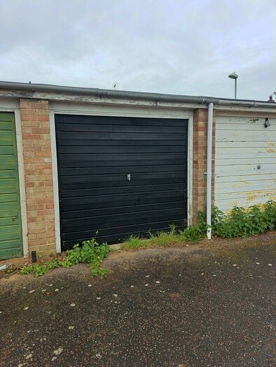 Garage / Parking To Rent In Garge Gilpin Road, NR32