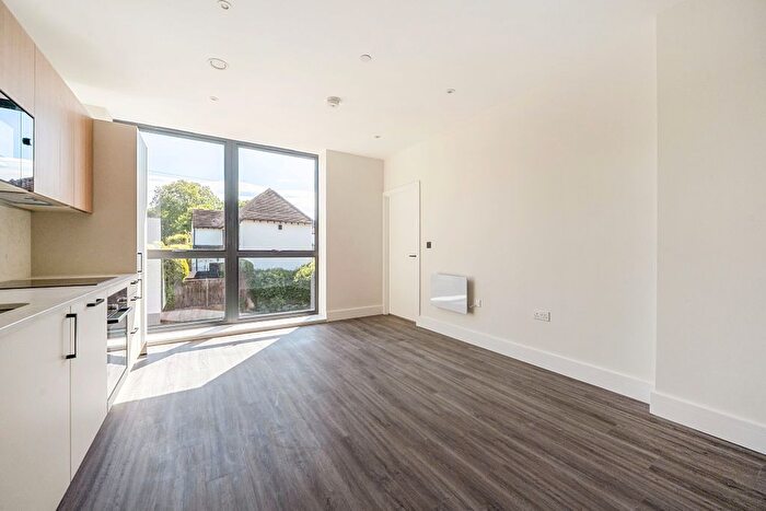 1 Bedroom Flat To Rent In Belmont Road, Maidenhead, SL6