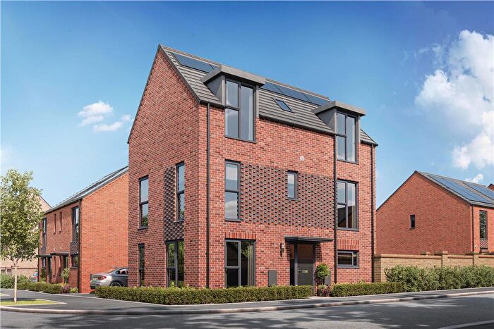 4 Bedroom Detached House For Sale In Bristol Road South, Longbridge, B45