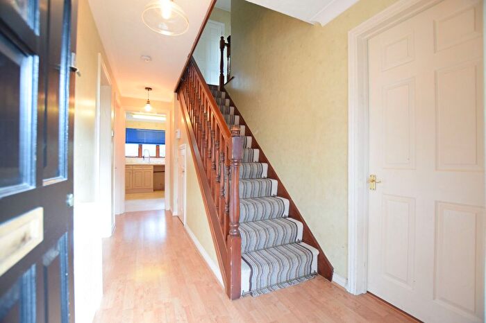 4 Bedroom Detached House For Sale In Carrick Drive, Ilford, IG6