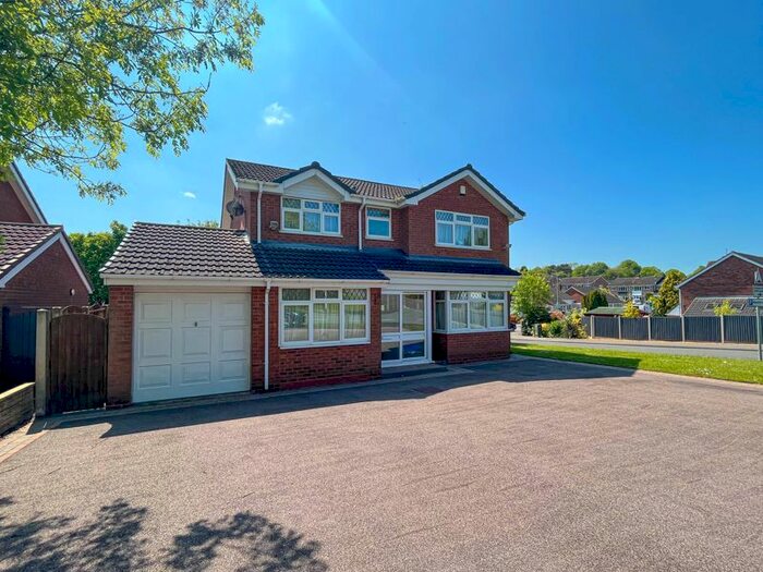 4 Bedroom Detached House For Sale In Hunslet Road, WS7