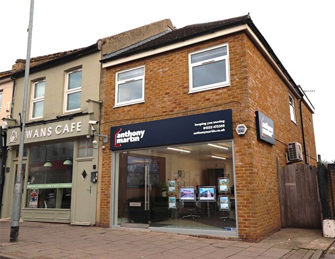 1 Bedroom Flat To Rent In High Street, Swanscombe, Kent, DA10