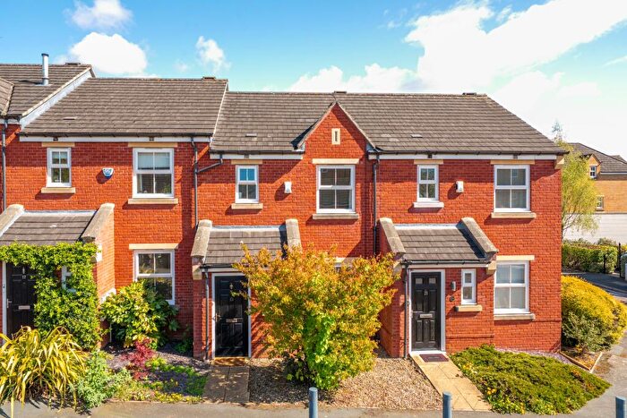 3 Bedroom Town House For Sale In Mansion Gate Drive, Chapel Allerton, Leeds, LS7