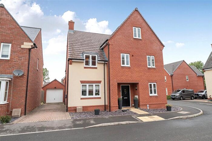 4 Bedroom Detached House For Sale In Greenwood Drive, Stoke Orchard, Cheltenham, Gloucestershire, GL52