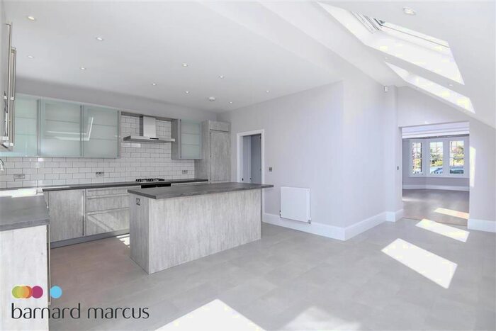 4 Bedroom Property To Rent In Alwyn Avenue, Chiswick, London, W4