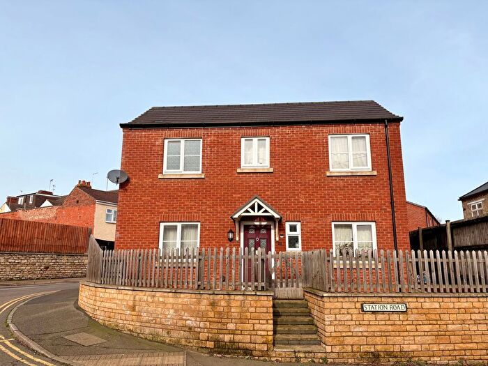 3 Bedroom Detached House For Sale In Station Road, Irthlingborough, NN9