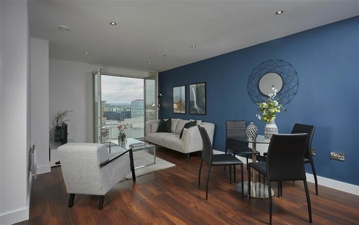 2 Bedroom Flat To Rent In New Bridge Street, Salford, M3