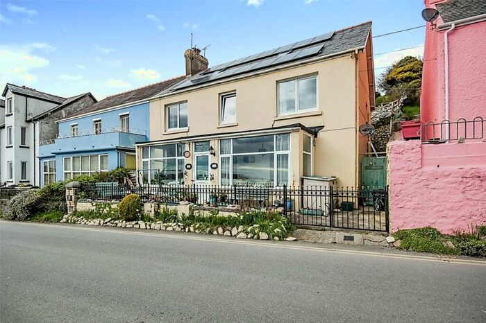 8 Bedroom Semi-Detached House For Sale In Amroth, Narberth, Pembrokeshire, SA67