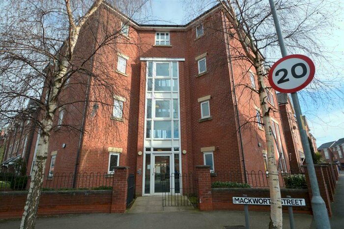 2 Bedroom Flat To Rent In Chorlton Road, Hulme, Manchester, M15