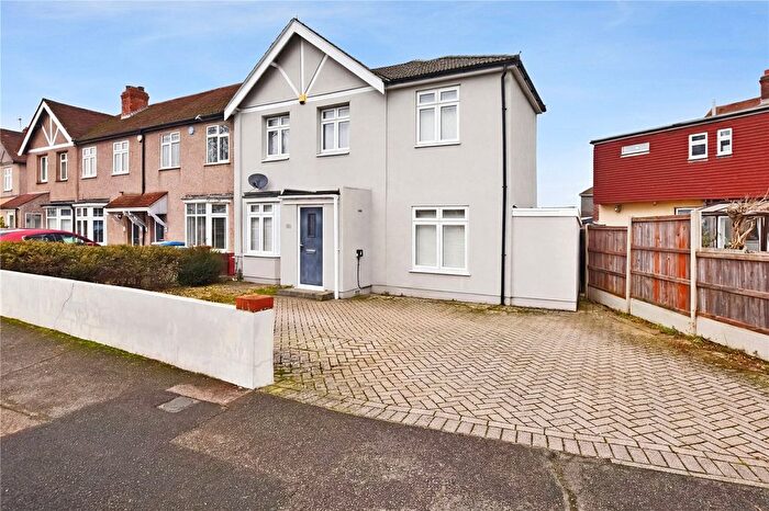 3 Bedroom End Terrace House For Sale In Pelham Road, Bexleyheath, DA7