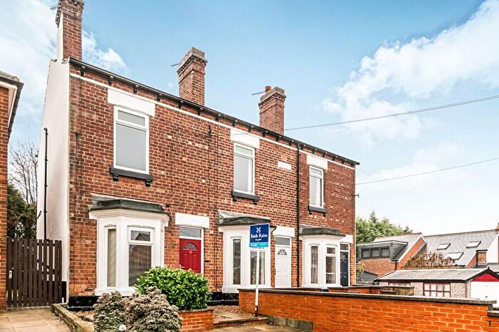 3 Bedroom End Of Terrace House To Rent In Swithens Street, Rothwell, Leeds, West Yorkshire, LS26