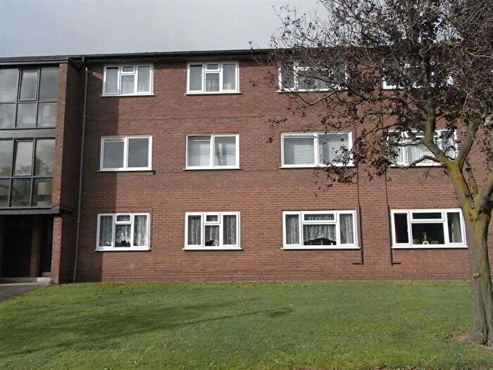 2 Bedroom Flat To Rent In Unicorn Road, Oswestry, SY11