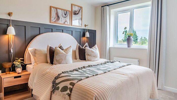 3 Bedroom Detached House For Sale In Pinfold Ln, Bridlington, YO16