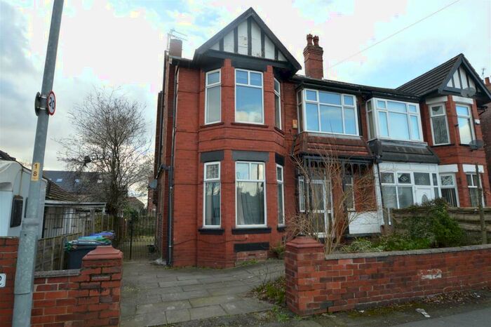 2 Bedroom Flat To Rent In St Werburghs Road, Chorlton, Manchester, M21