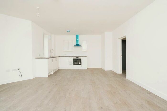 2 Bedroom Flat To Rent In Trulock Road, Tottenham, London, N17