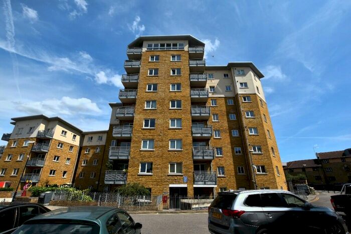 2 Bedroom Apartment To Rent In Pancras Way, London, E3
