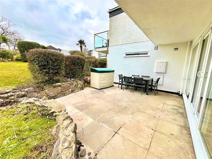 2 Bedroom Flat For Sale In Coedrath Park, Saundersfoot, Pembrokeshire, SA69