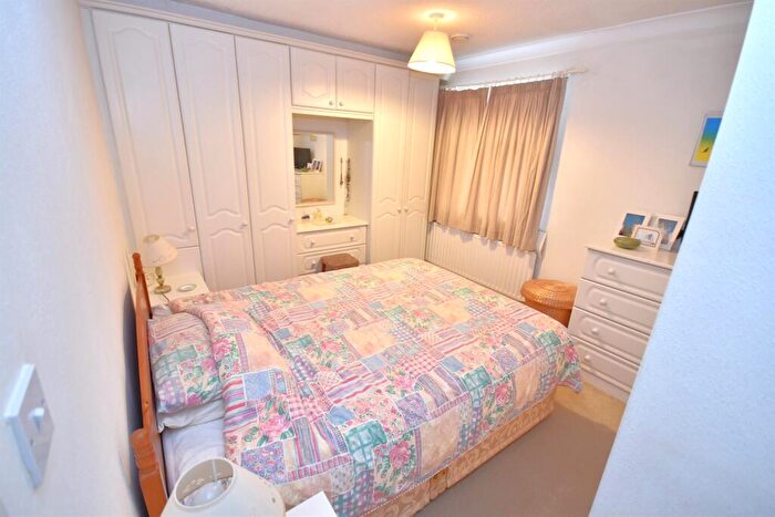 3 Bedroom Detached Bungalow For Sale In Drummond Way, Macclesfield, SK10