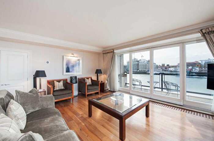 3 Bedroom Flat To Rent In Trig Lane, Norfolk House, EC4V