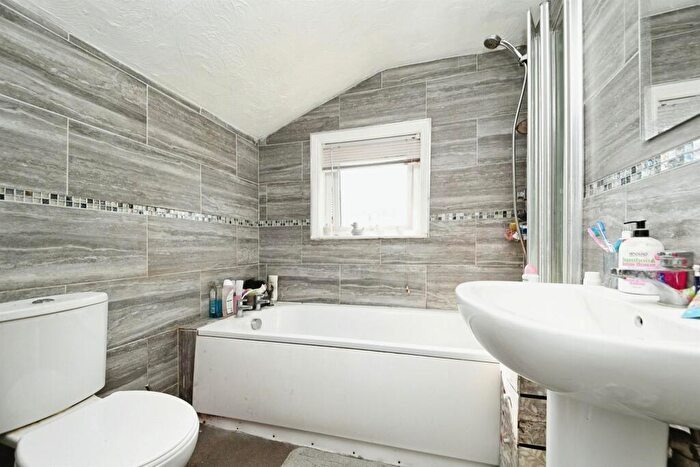 2 Bedroom Terraced House For Sale In Lansdowne Street, King's Lynn, PE30