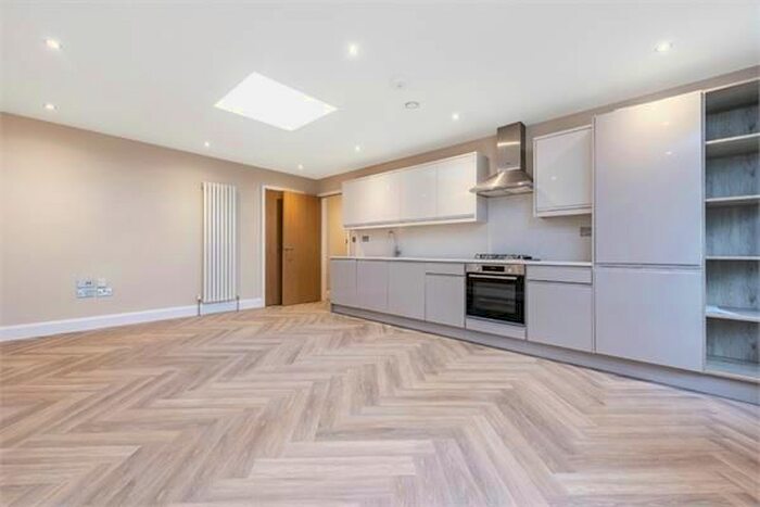 2 Bedroom Flat To Rent In Worton Road, Isleworth, TW7