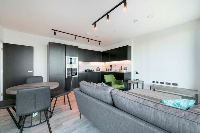 1 Bedroom Flat To Rent In Portal Way, London, W3