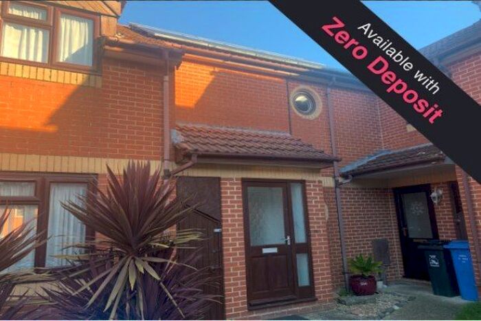 1 Bedroom Property To Rent In Sixpenny Close, Poole BH12