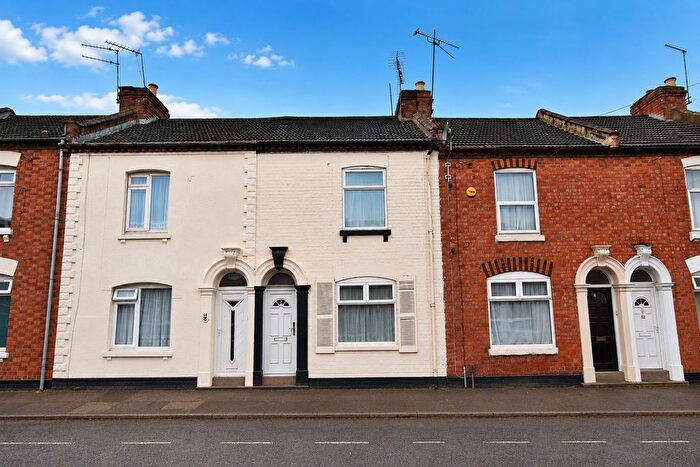 4 Bedroom Terraced House For Sale In Military Road, Northampton, NN1