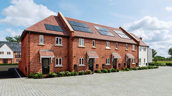 2 Bedroom Terraced House For Sale In Daggons Road, Alderholt, Fordingbridge, SP6