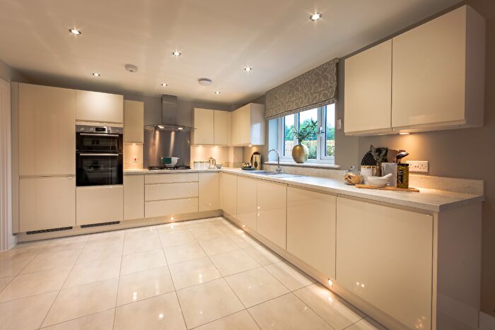 4 Bedroom Detached House For Sale In Selby Road, Howden, DN14