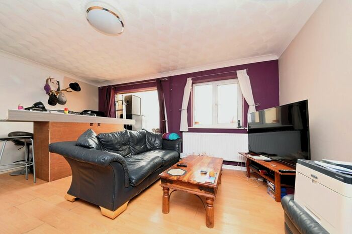 2 Bedroom Semi-Detached House For Sale In Gaultree Square, Emneth, Wisbech, PE14