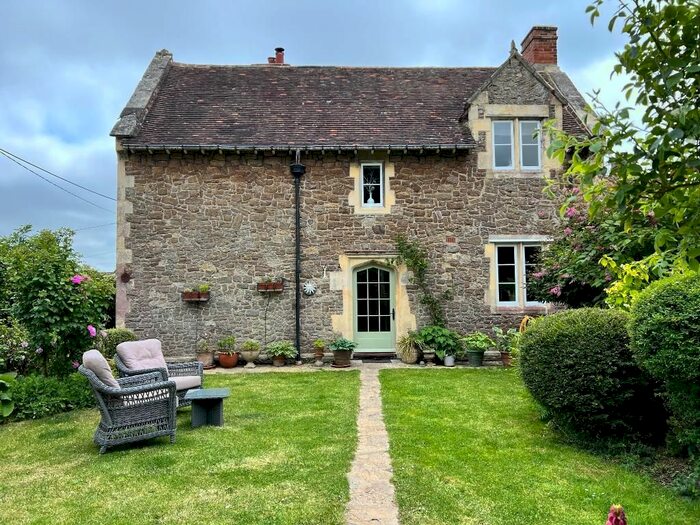 4 Bedroom Detached House For Sale In The Street, Frittenden, Kent, TN17